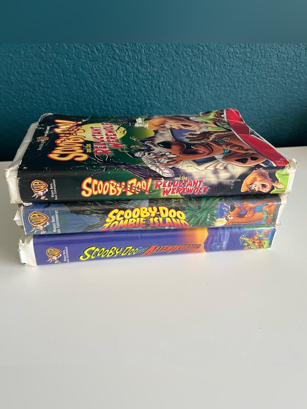 Scooby doo VHS Trio Zombie Island Reluctant Werewolf Alien Invaders - Picture 9 of 10